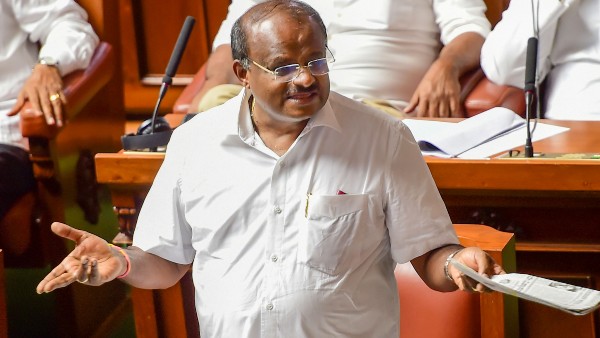 কংগ্রেসকে আর্জি, খারিজ হওয়ায় নৈতিকতার প্রশ্ন কুমারস্বামীর কংগ্রেসকে আর্জি, খারিজ হওয়ায় নৈতিকতার প্রশ্ন কুমারস্বামীর