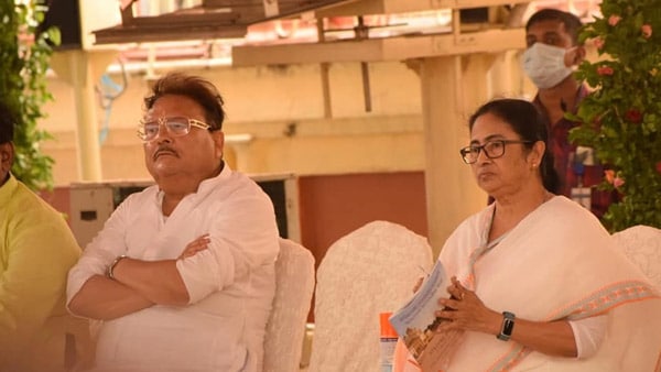 ধর্ম নিয়ে রাজনীতি ঠিক নয় 