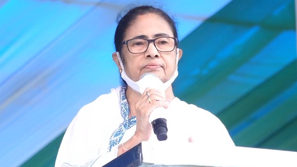 পাহাড়ে উন্নয়নের বার্তা