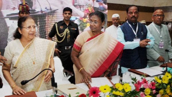 মেয়েকে পড়ানোর জন্যে শিক্ষকতার কাজও করেছেন মেয়েকে পড়ানোর জন্যে শিক্ষকতার কাজও করেছেন