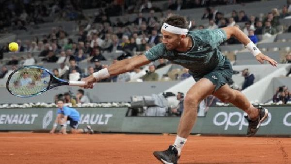 ক্লে কোর্টে দাপট