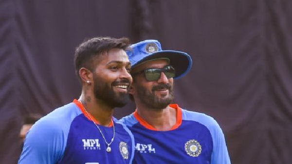 নতুন বলে দেখতে চান সানি