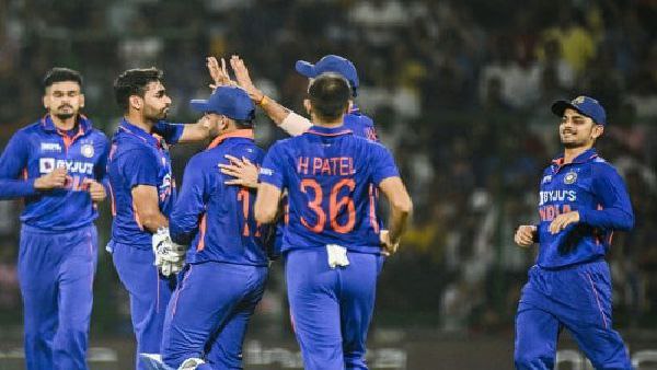 ভুবনেশ্বর ছন্দে ভুবনেশ্বর ছন্দে