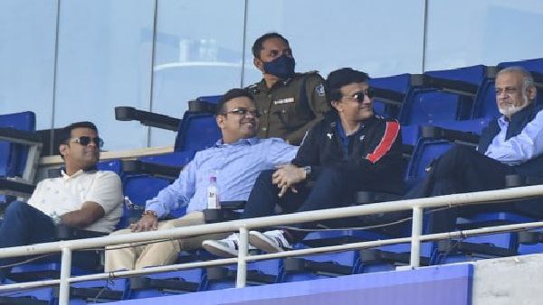 শ্রীনিকে নিয়ে সমীকরণ