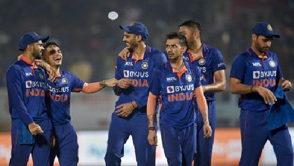 চাহাল চেনা ছন্দে চাহাল চেনা ছন্দে