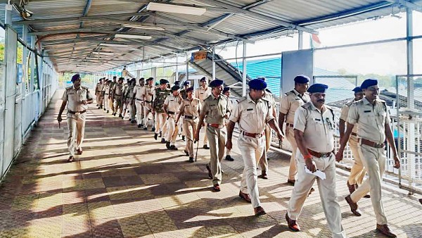 নয়ডায় জারি ১৪৪ ধারা