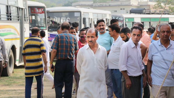 এ বছর পুণ্যার্থী কম এ বছর পুণ্যার্থী কম