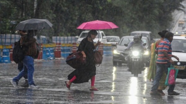 বৃষ্টি চলবে আগামী পাঁচ-ছ’দিন 