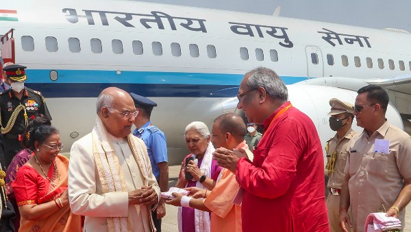 কোন বিমান ও গাড়ি ব্যবহার করেন রাষ্ট্রপতি? কোন বিমান ও গাড়ি ব্যবহার করেন রাষ্ট্রপতি?