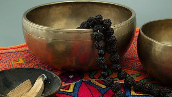 রুদ্রাক্ষ মালা পরুন রুদ্রাক্ষ মালা পরুন