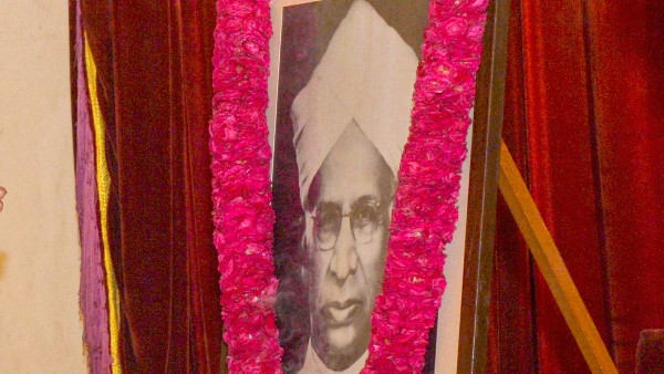 রাষ্ট্রদূত হিসেবেও সফল ছিলেন রাধাকৃষ্ণান! 