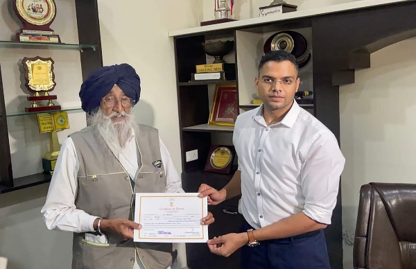 কে এই সিমরনজিৎ সিং ?