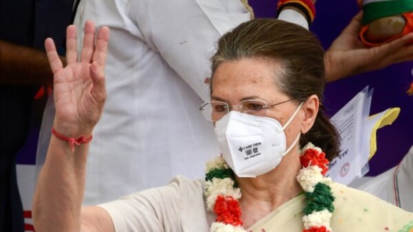 আন্দোলনকারীদের উদ্দেশে অহিংস উপায় অবলম্বনের আহ্বান আন্দোলনকারীদের উদ্দেশে অহিংস উপায় অবলম্বনের আহ্বান