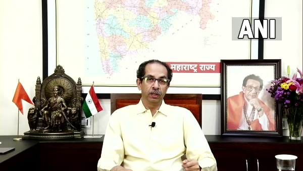 কিভাবে মুম্বই ফিরলেন পাটিল? 