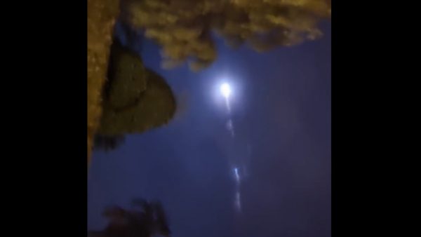 চিন পৃথিবীর উপরে রকেটের ধাক্কা সামলাতে ব্যর্থ