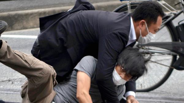 বেকার অভিযুক্ত যুবক 