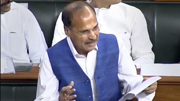 সরকার দেশবাসীর দৃষ্টি ঘোরাতে চাইছে সরকার দেশবাসীর দৃষ্টি ঘোরাতে চাইছে