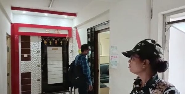 সোনার বার মিলেছে বলেই খবর সোনার বার মিলেছে বলেই খবর