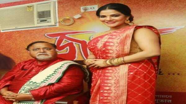 এসএসকেএম হাসপাতালে গিয়ে ডন পার্থ 