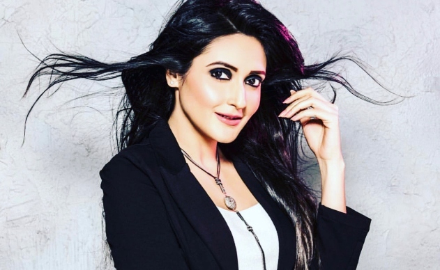 নেমসেক হয়ে ট্রোলের শিকার গায়িকা অর্পিতা, ক্ষোভ উগরে দিলেন সোশ্যাল মাধ্যমে নেমসেক হয়ে ট্রোলের শিকার গায়িকা অর্পিতা, ক্ষোভ উগরে দিলেন সোশ্যাল মাধ্যমে