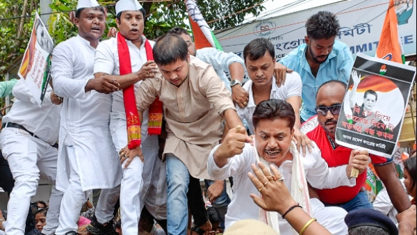 নির্ধারিত সময়েই ইডি দফতরে হাজিরা সোনিয়া গান্ধীর 