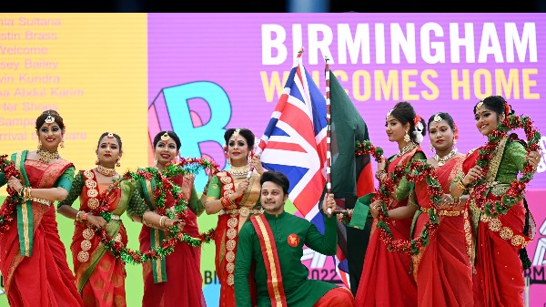 উদ্বোধনী অনুষ্ঠানে কথা থাকলেও উপস্থিত থাকবেন না রানি এলিজাবেথ: