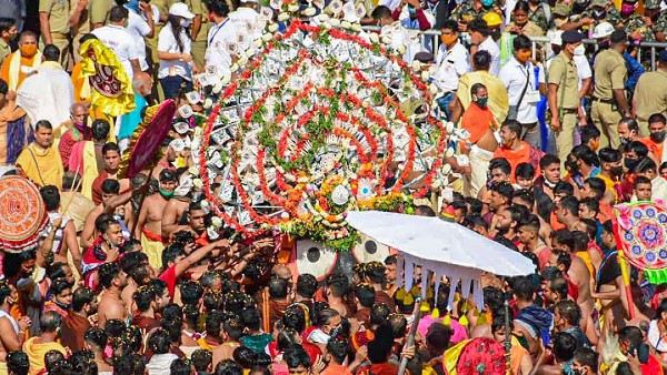 প্রত্যক বছর নতুন রথ প্রত্যক বছর নতুন রথ