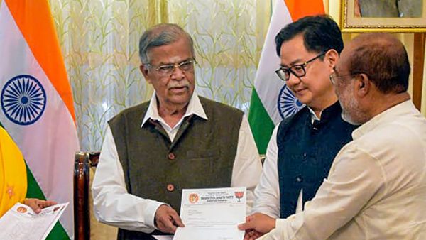 মণিপুরের পাশাপাশি দায়িত্ব সামলাবেন এই রাজ্যেরও