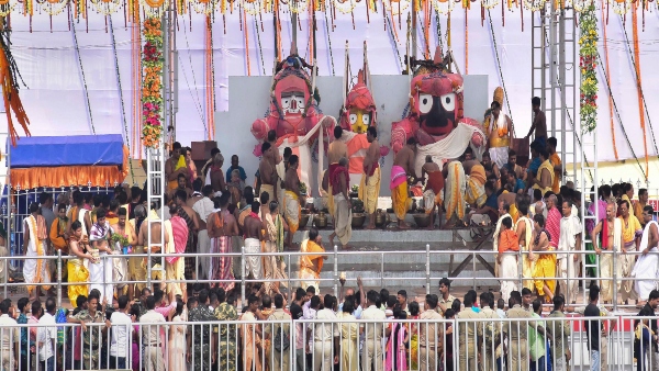 ৮০০ জন মিলে তৈরি করে এই ‘‌মহাপ্রসাদ’‌