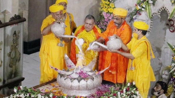 জন্মাষ্টমী পুজোর শুভ মুহূর্ত জন্মাষ্টমী পুজোর শুভ মুহূর্ত