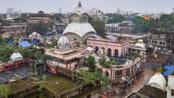 পশ্চিমবঙ্গের কালীঘাটের কালী মন্দিরে মাংস পশ্চিমবঙ্গের কালীঘাটের কালী মন্দিরে মাংস
