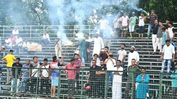 ২০২২-২৩ মরসুমের জন্য অনুশীলন শুরু করে দিল মহমেডান, প্রথম দিনই ধরা পড়ল চেনা ছবি ২০২২-২৩ মরসুমের জন্য অনুশীলন শুরু করে দিল মহমেডান, প্রথম দিনই ধরা পড়ল চেনা ছবি