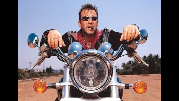  মুসাফির