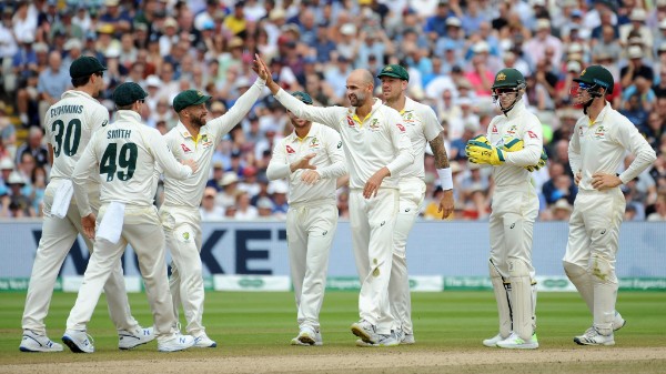 শীর্ষে অস্ট্রেলিয়া: