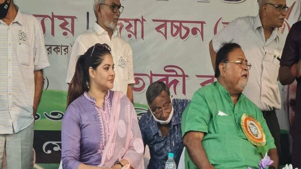 রাজনৈতিক অভিসন্ধি বলেও চুপ তৃণমূল রাজনৈতিক অভিসন্ধি বলেও চুপ তৃণমূল