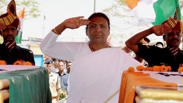 পরিবারের সদস্য বিয়োগ