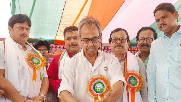  মদতদাতাদের আড়াল করার অভিযোগ