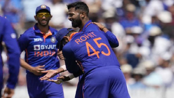 ওপেনিং জুটি ভাঙেন হার্দিক ওপেনিং জুটি ভাঙেন হার্দিক