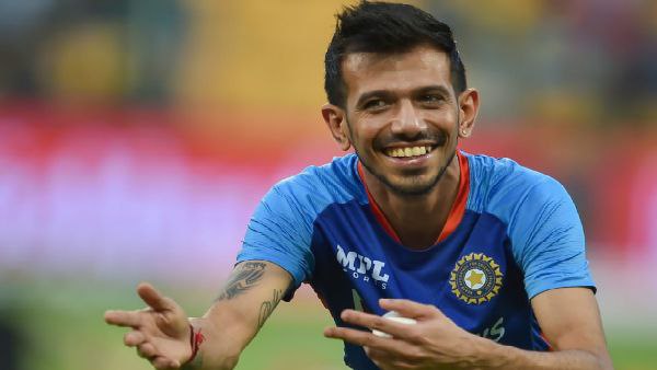 চাহাল ফাঁস করলেন সিরাজকে শেষ ওভারে ডাকার রহস্য! চাহাল ফাঁস করলেন সিরাজকে শেষ ওভারে ডাকার রহস্য!
