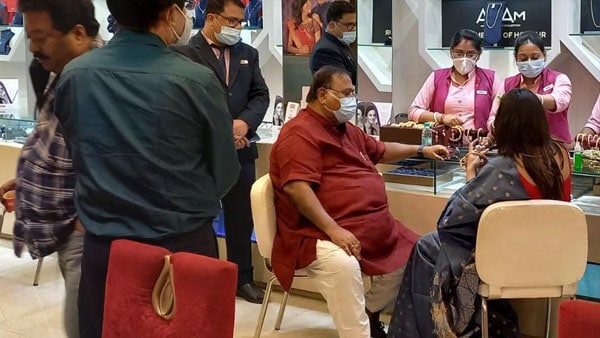  এ সব প্রশ্নের উত্তর পাওয়া যানি এখনও।