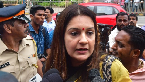 নিশানা প্রিয়াঙ্কা চতুর্বেদীর