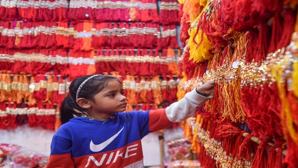 রাখী বন্ধনের ওপর থাকবে ভদ্রের ছায়া রাখী বন্ধনের ওপর থাকবে ভদ্রের ছায়া
