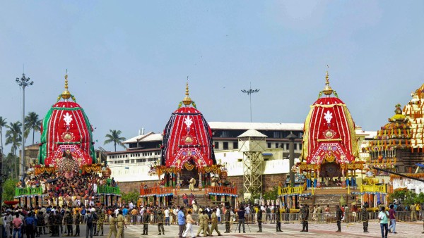 আলাদা আলাদা রথ আলাদা আলাদা রথ