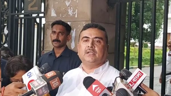 এই প্রথম ভয় পেয়েছেন মমতা