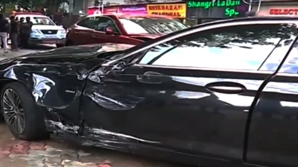  বালিগঞ্জ সার্কুলার রোডে দুর্ঘটনা