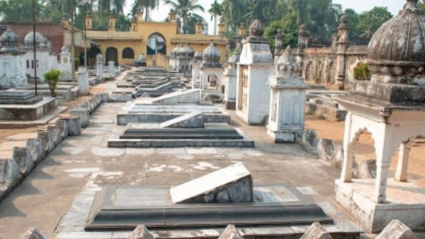 কী রয়েছে এই জাফরগঞ্জে