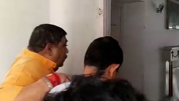 সিবিআই জেরায় কেষ্ট সিবিআই জেরায় কেষ্ট