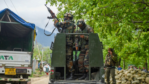  বনধের ডাক দেওয়ার তিনদিন পরে হামলা