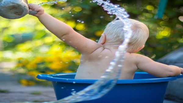 এই রঙের বালতি ব্যবহার করুন এই রঙের বালতি ব্যবহার করুন