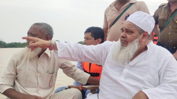 ত্যাচার বাড়ছে বলে আওয়াজ উঠতে শুরু করেছে। 